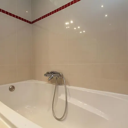 Los Angeles D373m Apartman